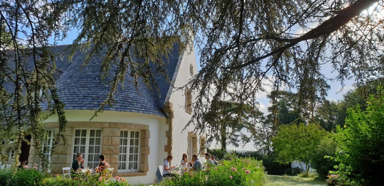 Crown Roads Bed & Breakfast Le Faouët Dış mekan fotoğraf
